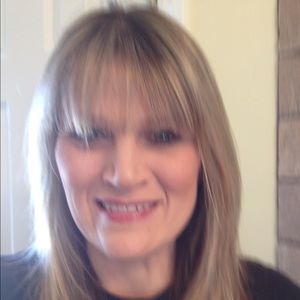 Meet your Posher, Pamela